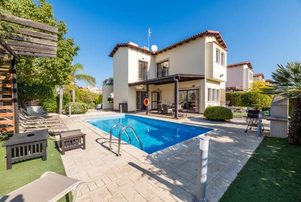 La Mer Homes - Sunnyside Villa